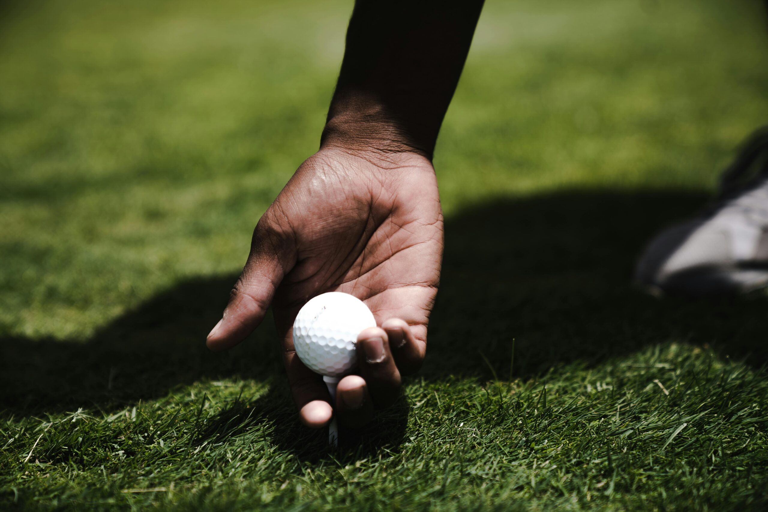 Read more about the article How Long Does It Take to Play 18 Holes of Golf?